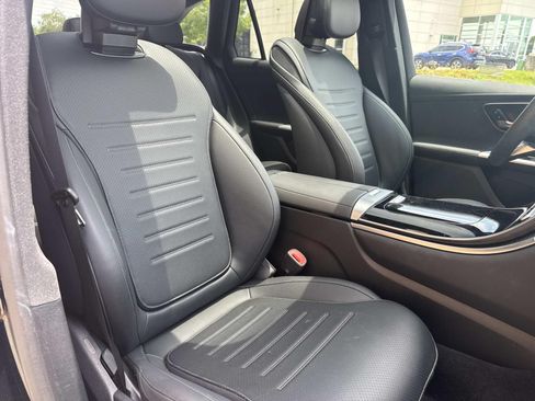 Used 2026 Mercedes-Benz GLC 300 4MATIC image 14