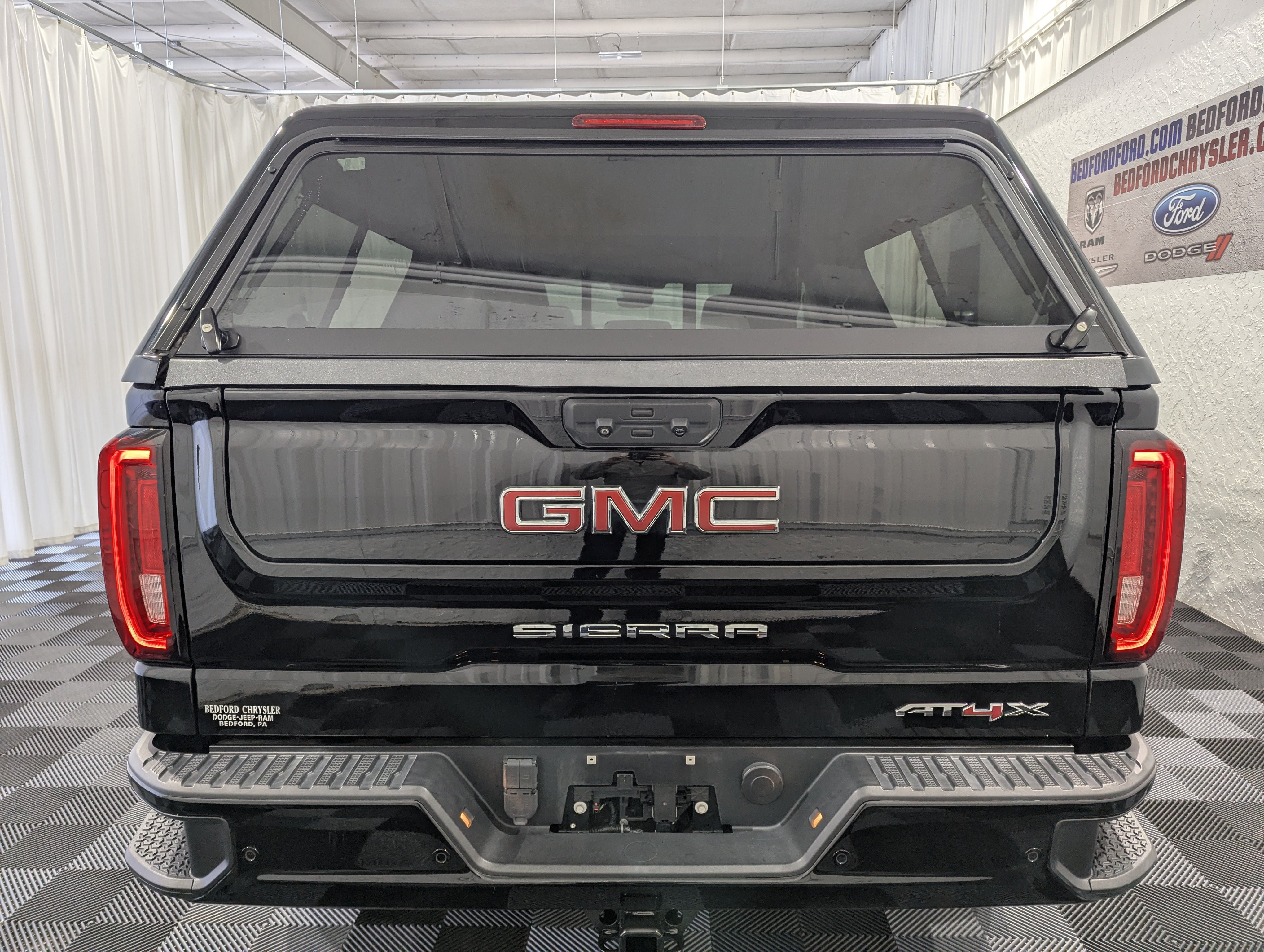 Used 2022 GMC Sierra 1500 AT4X AWD/4WD image 10