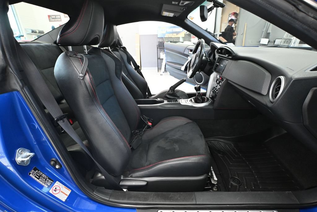 Used 2016 Subaru BRZ Limited RWD image 31