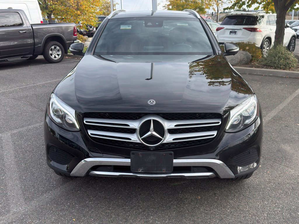 Used 2019 Mercedes-Benz GLC 300 4MATIC image 2