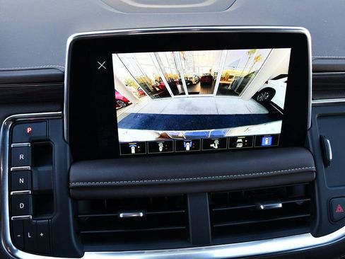 Used 2024 GMC Yukon XL SLT w/ SLT Luxury Package image 63