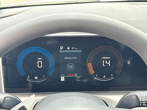 New 2026 Hyundai Tucson SEL FWD image 14