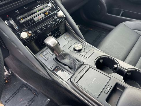 Used 2023 Lexus IS 500 image 14