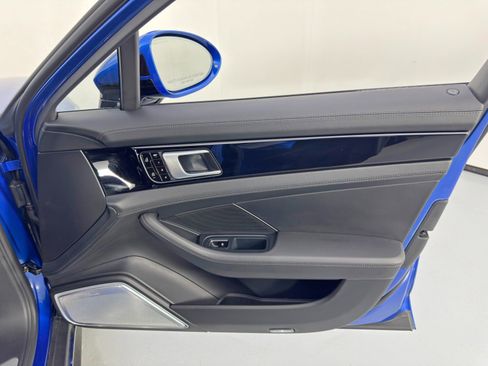 Used 2019 Porsche Panamera 4 Executive w/ Premium Package Plus image 47