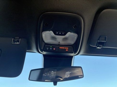 Used 2024 Chevrolet Colorado Trail Boss image 30