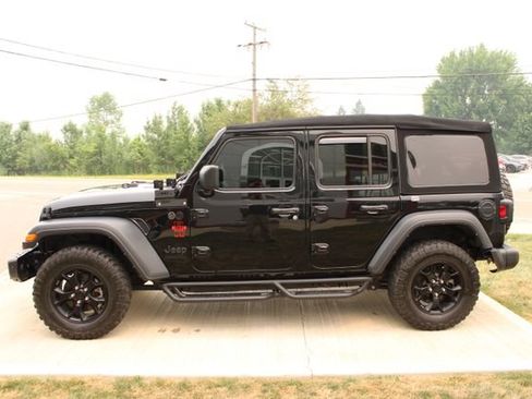 Used 2022 Jeep Wrangler Unlimited Sport AWD/4WD image 29
