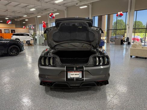 Used 2017 Ford Mustang Shelby GT350 image 29