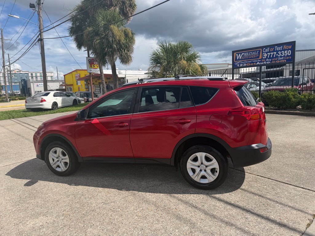 Used 2014 Toyota RAV4 LE FWD image 9