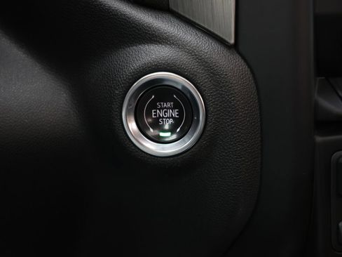 Certified 2020 GMC Sierra 1500 Denali w/ Denali Ultimate Package AWD/4WD image 23