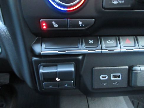 Certified 2021 Chevrolet Silverado 1500 RST image 34