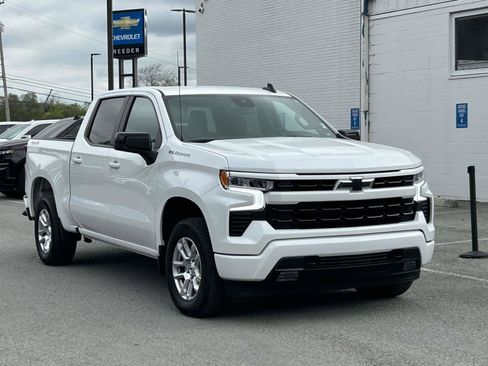 Used 2026 Chevrolet Silverado 1500 RST image 1