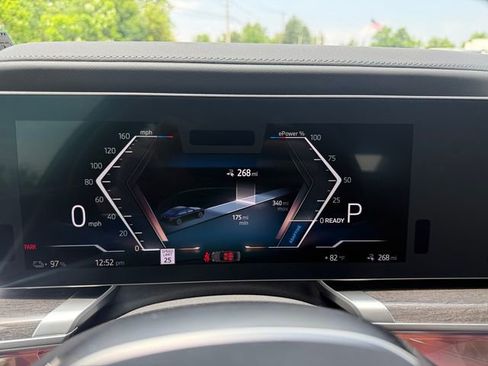 New 2026 BMW i7 xDrive60 AWD/4WD image 24