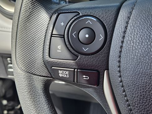 Used 2014 Toyota RAV4 XLE FWD image 23