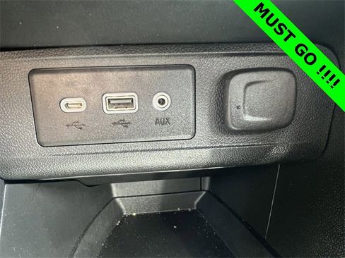 Used 2023 Buick Encore GX Select w/ Sport Touring Package image 24