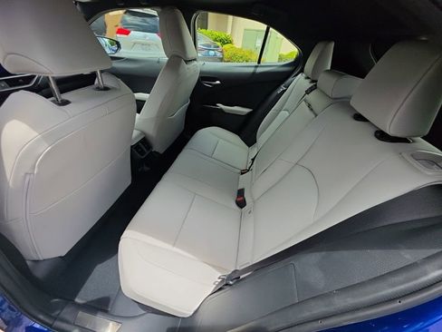 Used 2025 Lexus UX 300h FWD w/ Accessory Package (Z2) image 12