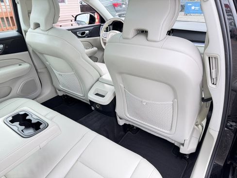 Used 2020 Volvo S60 T5 Momentum w/ Protection Package image 37