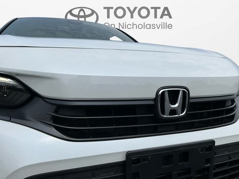 Used 2022 Honda Civic Sport image 22