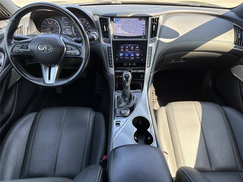 Used 2019 INFINITI Q60 3.0t Luxe w/ Essential Package AWD/4WD image 8