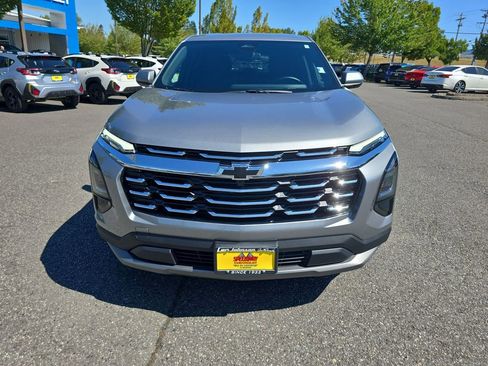 New 2025 Chevrolet Equinox LT image 9