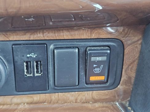 Used 2018 INFINITI QX80 Limited w/ All Season Package image 38