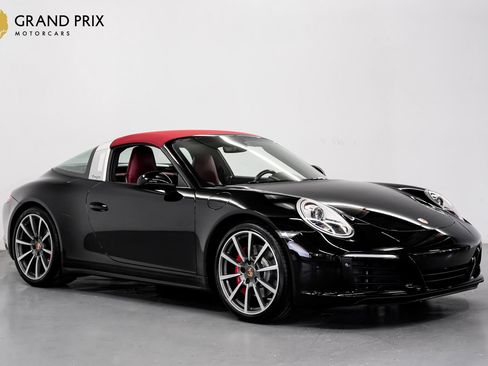 Used 2018 Porsche 911 Targa 4S AWD/4WD image 1