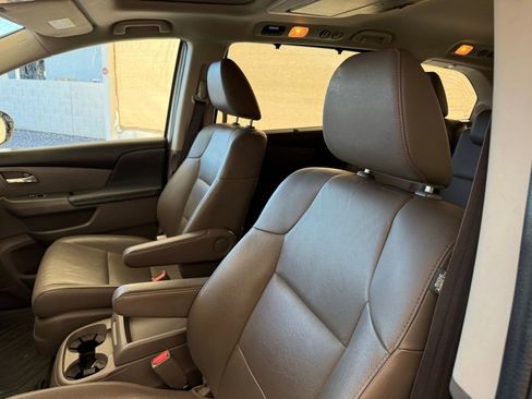 Used 2016 Honda Odyssey Touring image 15