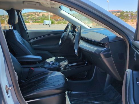 Used 2023 Ford Mustang Mach-E Select RWD image 32