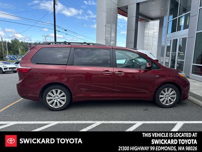 Used 2017 Toyota Sienna Limited Premium