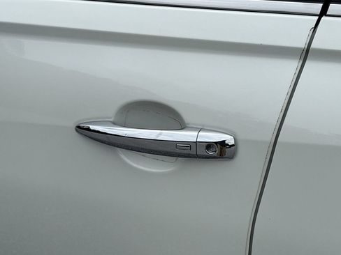 Certified 2025 Nissan Altima 2.5 SL FWD image 33