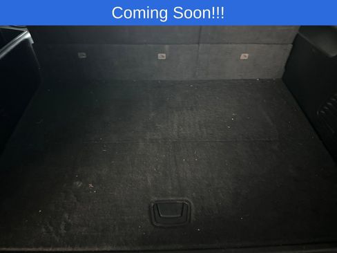 Used 2019 Chevrolet Suburban Premier RWD image 17