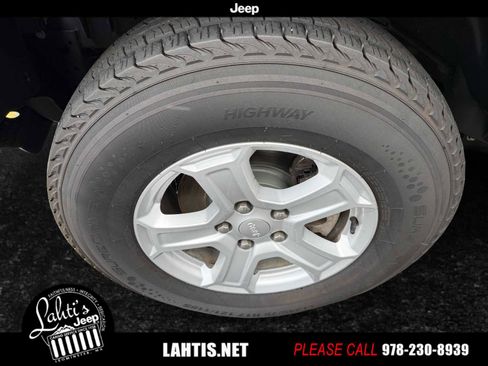 Certified 2021 Jeep Wrangler Sport S image 21