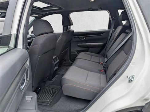 Used 2025 Honda CR-V Sport image 18