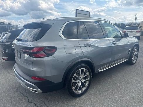 Certified 2024 BMW X5 xDrive40i w/ Premium Package AWD/4WD image 6