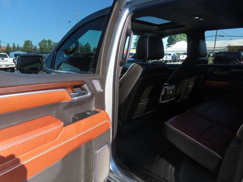 Used 2024 GMC Sierra 1500 Denali Ultimate AWD/4WD image 21