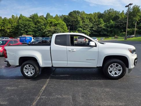 Used 2022 Chevrolet Colorado LT w/ Fleet Safety Package RWD image 9