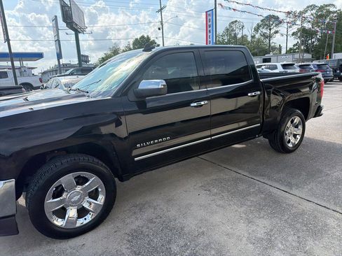 Used 2017 Chevrolet Silverado 1500 LTZ w/ Sport Package image 4