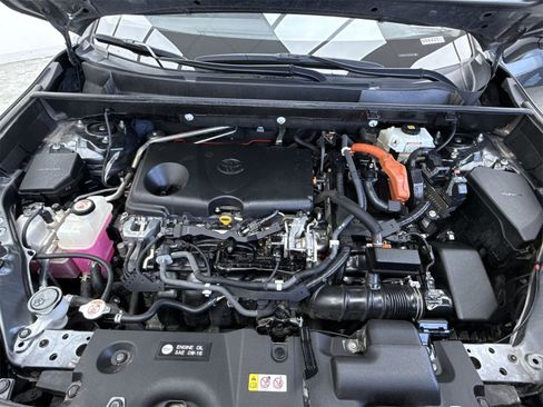 Used 2019 Toyota RAV4 Limited image 46