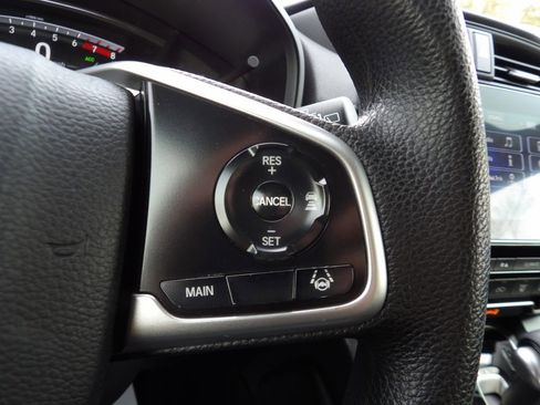 Used 2021 Honda CR-V Special Edition image 15