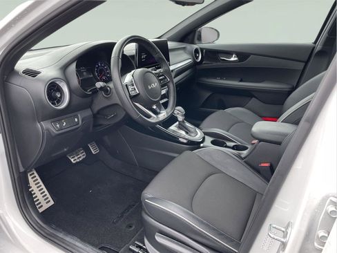 Used 2023 Kia Forte GT-Line image 12