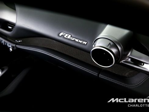 Used 2022 Ferrari F8 Tributo image 22