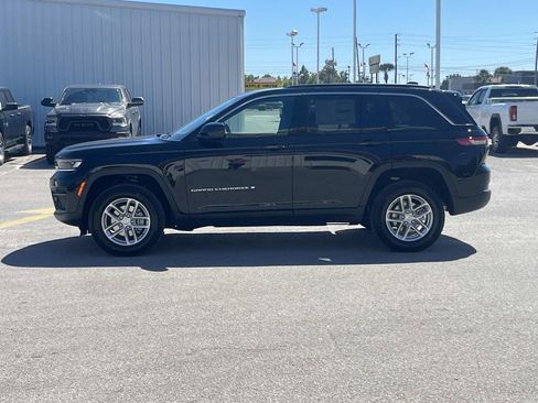New 2025 Jeep Grand Cherokee Laredo X w/ Luxury Tech Group I image 2