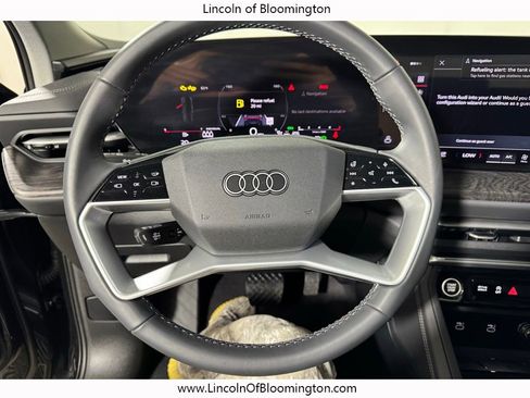 Used 2025 Audi Q5 Prestige AWD/4WD image 27