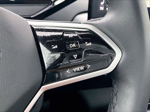 Certified 2023 Volkswagen ID.4 Pro S Plus image 22