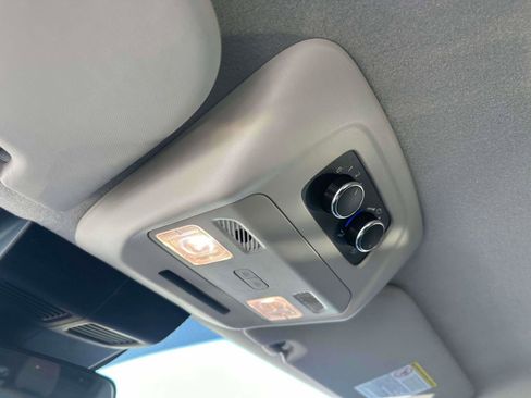 Used 2024 Ford Transit 350 XLT image 30