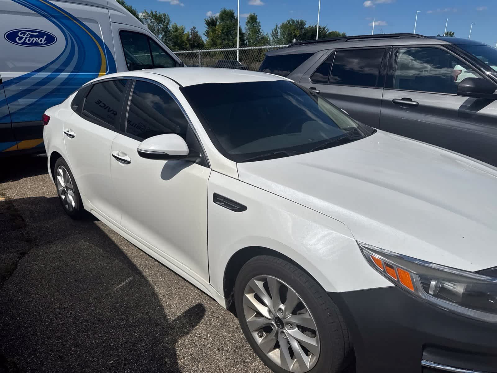 Used 2016 Kia Optima LX FWD image 8