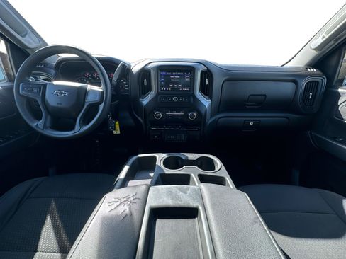 Used 2021 Chevrolet Silverado 1500 Custom Trail Boss AWD/4WD image 13