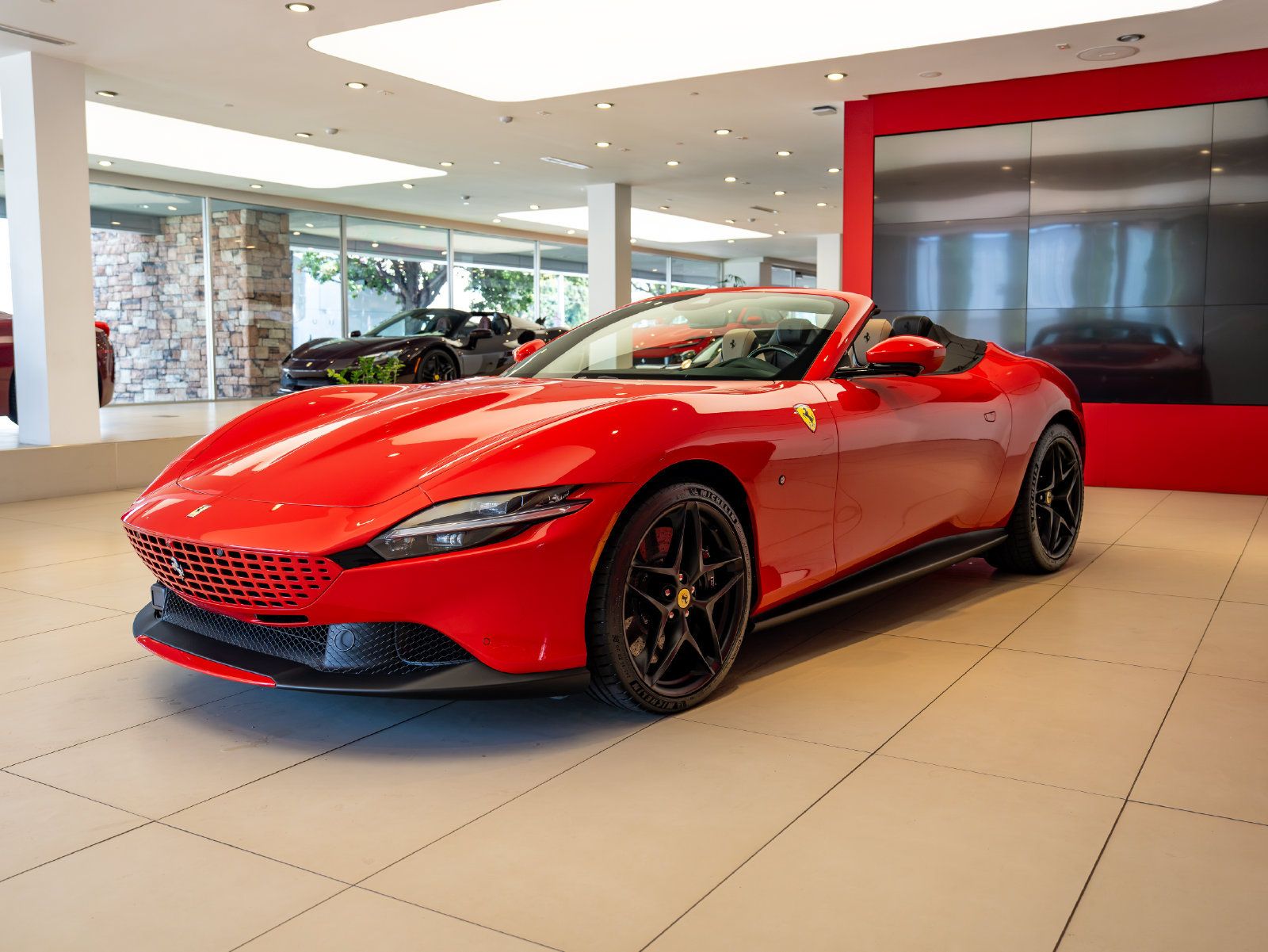 Certified 2026 Ferrari Roma Spider RWD image 4