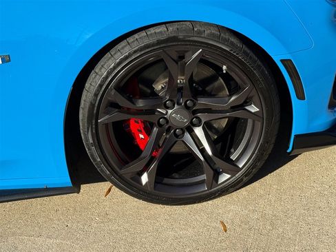 Used 2022 Chevrolet Camaro SS image 30