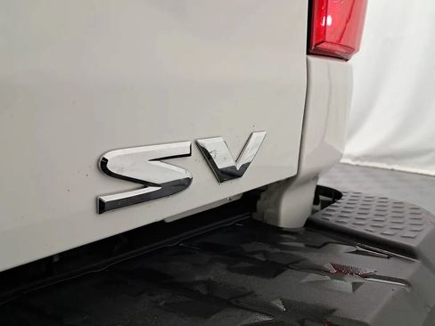 Used 2023 Nissan Titan SV RWD image 7