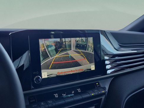 Used 2026 Toyota Camry SE image 16